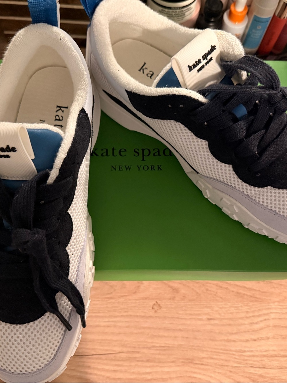 Kate Spade K As In Kate Sneakers White Navy Blue Size 8 – $198 Retail - Picture 5 of 7